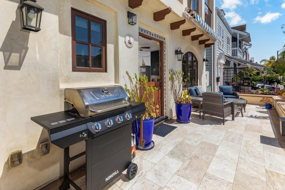Casa del Mar House in Balboa Peninsula