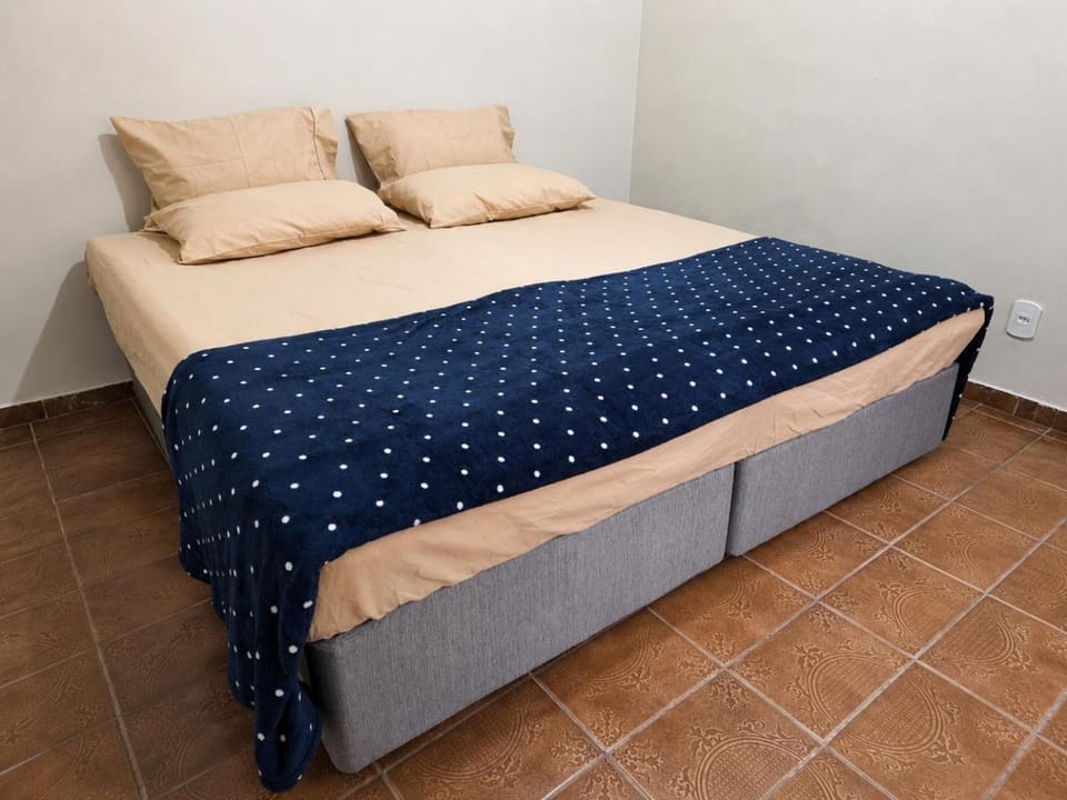 Bed, Bedroom, internet