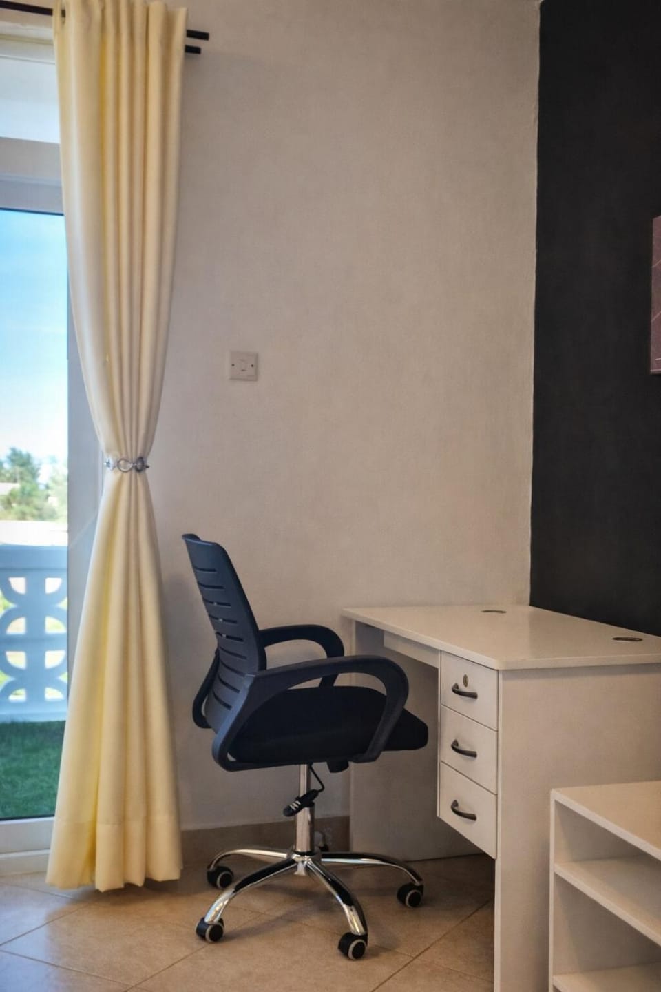Stay, Swim & Unwind 1BR In Malindi Near the Beach Apartment in Malindi