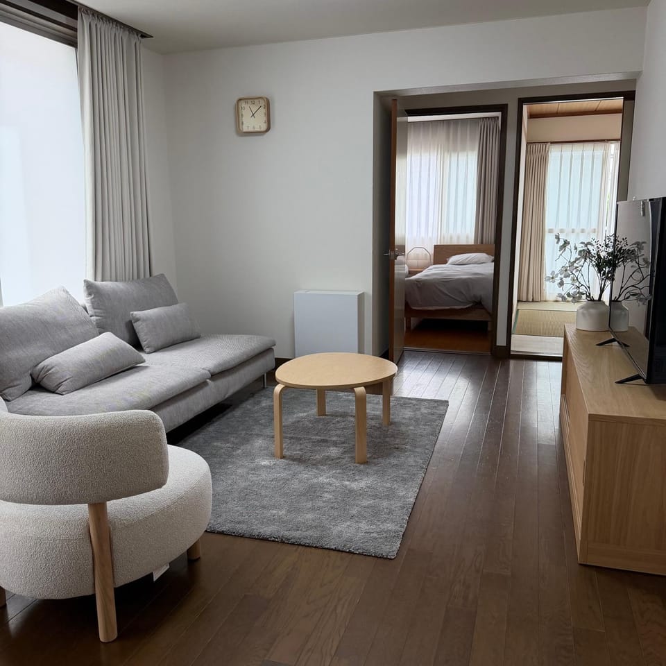 Cozy Family Room 202 in Matsumoto Apartment in Nagano Prefecture