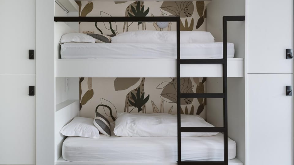 bunk bed