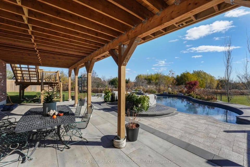 Private Suite with Pool Access Apartment in Bowmanville