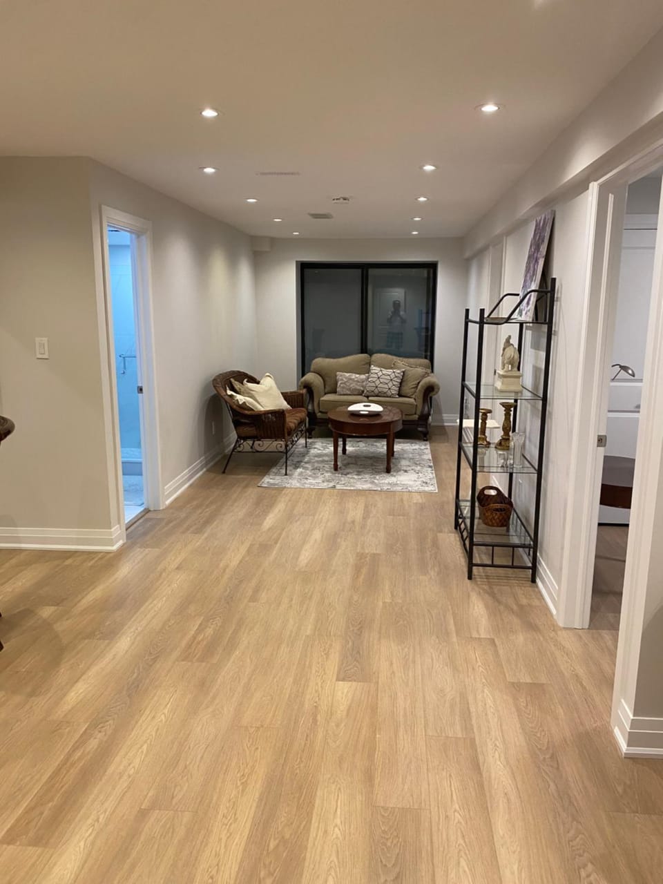 Cozy 2 bedroom Basement Apartment Apartment in Richmond Hill