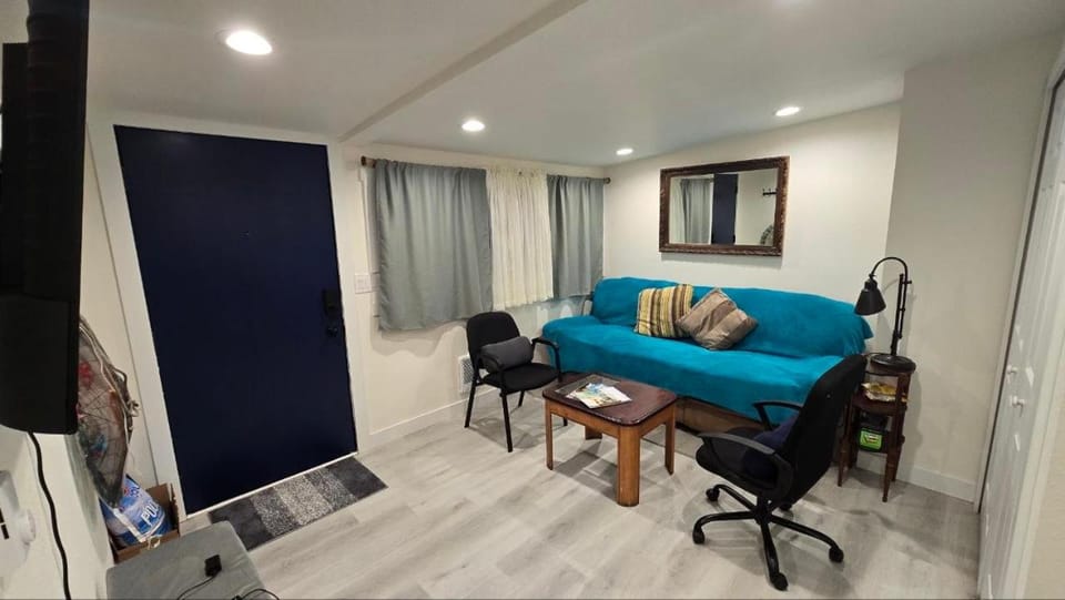 Knights Quarters Vacation rental in Des Moines
