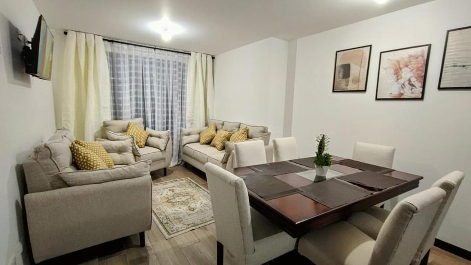Full 1-bedroom apartment Zone 12 Parking Apartment in Guatemala City