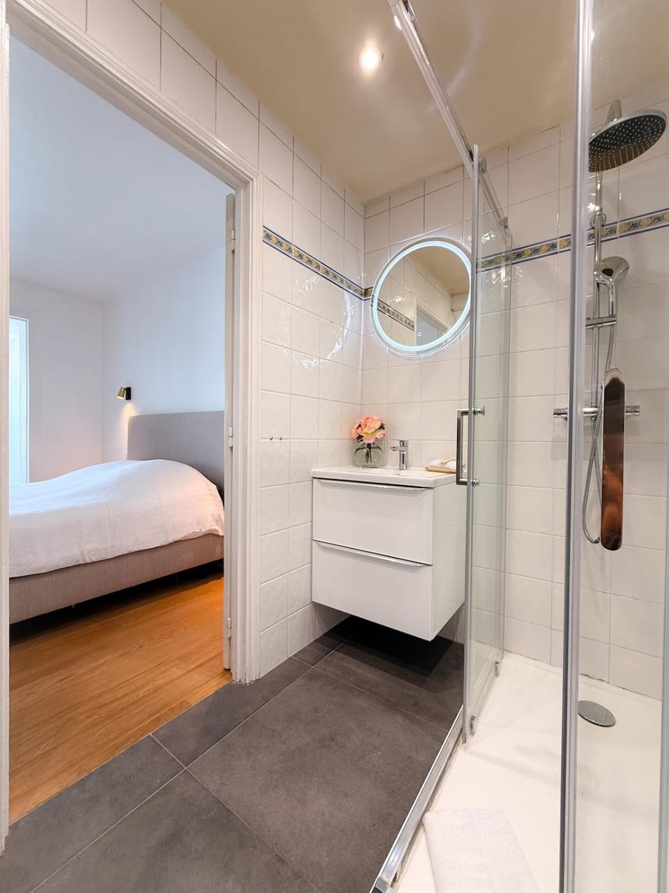 APPT 2P CANNES #AirConditioning #Terrace #Center Apartment in Cannes