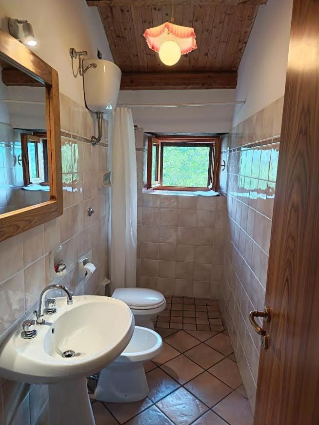 Chalet Amandola Bed and Breakfast in Marche