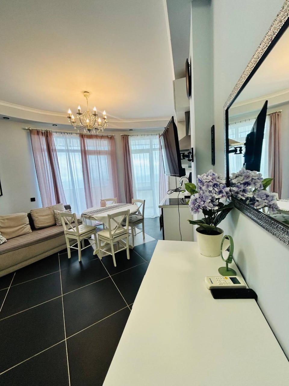 Жемчужина с шикарным видом на море Apartment in Batumi