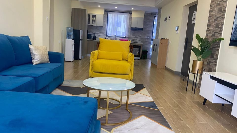 Beautiful modern retreat residencies with heated swimming pool ,fully equipped gym and amazing breathtaking city views Apartment in Nairobi