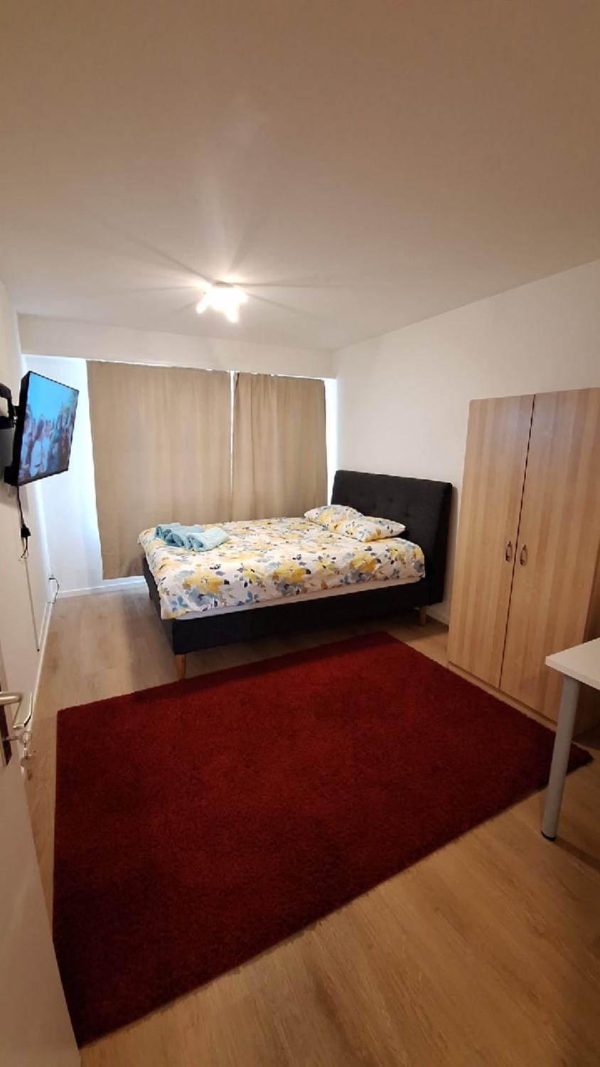 Zimmer nähe Messe-Claraplatz -Novartis Vacation rental in Basel