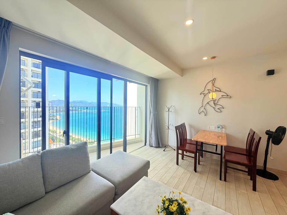 Living room, Dining area, Sea view
