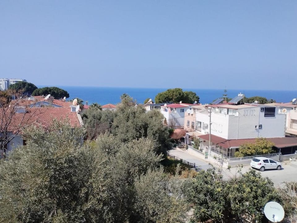 Luxury property with full sea views, only 100 meters from the sea Apartment in Kusadasi