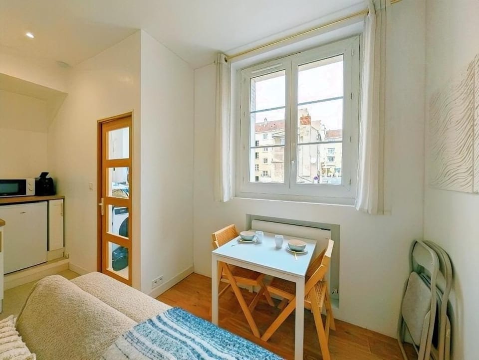 Tour Leroy - Centre historique - Balneo Apartment in Caen