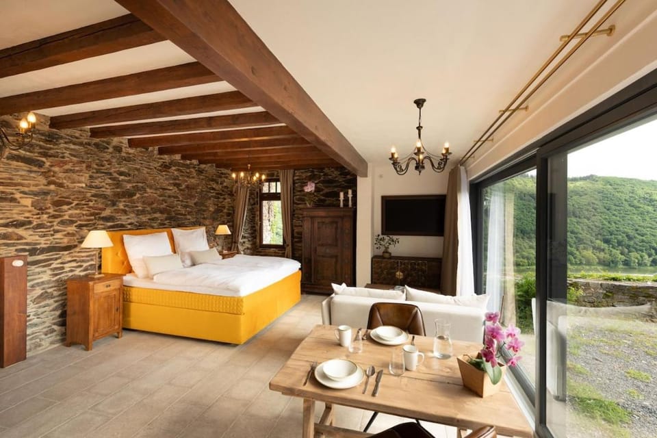 Mosel Panorama Studio auf Burg Coraidelstein Apartment in Cochem-Zell