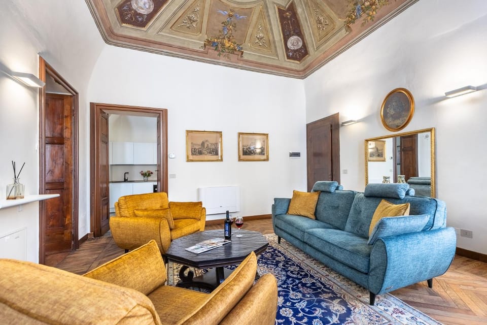 Living room, Seating area