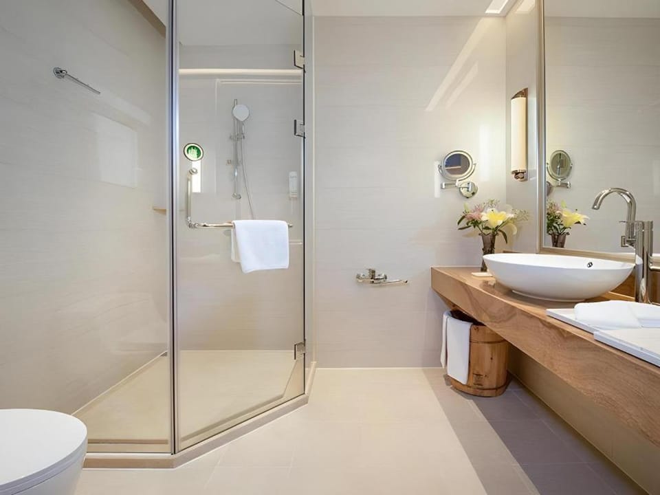 Vienna Sleep Tight International Hotel Shenzhen New Airport Hotel in Shenzhen