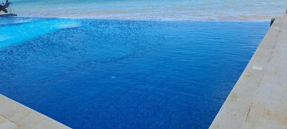 Seaview homestay on Third avenue beach apt- nyali Apartment in Mombasa