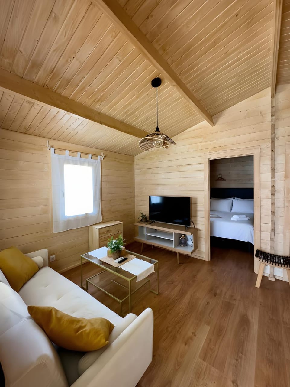 Casa de Madera con Piscina Privada Jardin Barbacoa y Garaje House in La Janda