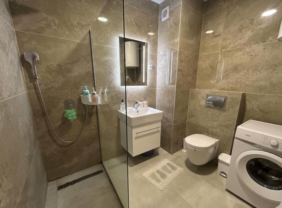 One bedroom apartment next to the sea Apartment in Budva Municipality