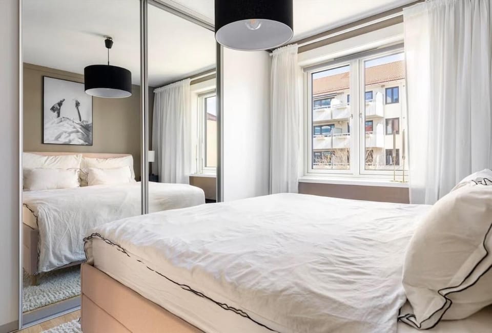 Cozy and warm 2-room apartment with a sunny balcony Apartment in Oslo