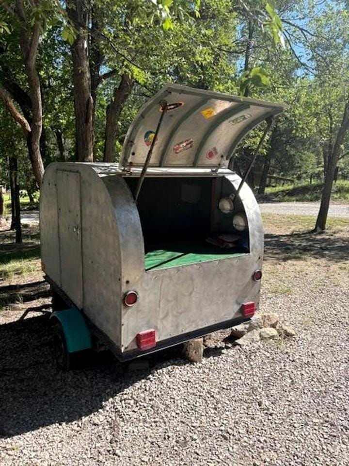 Scenic Skoolie Glamping Retreat, Unique Converted School Buses Near Lincoln National Forest, Mayhill New Mexico House in New Mexico