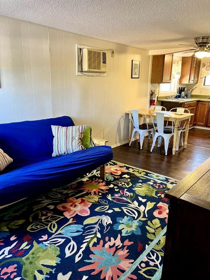 Beautiful Cabin Incredible for a Romantic Getaway in South Dakota Cabin in Black Hills