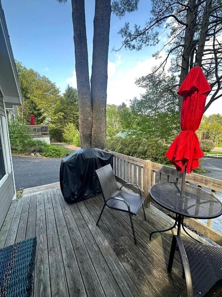 Cozy Cottage with Private Deck near West Penobscot Bay, Maine House in Camden