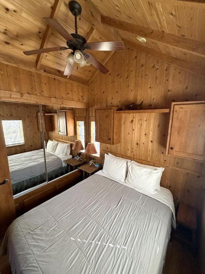 Scenic Mountain Cabin with Sierra Nevada Views on Highway 395 Near Lone Pine, California Cabin in Lone Pine
