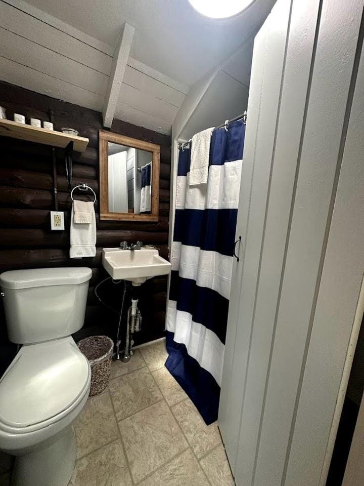Romantic Cottage Retreat for Couples near Lincolnville, Maine House in Camden
