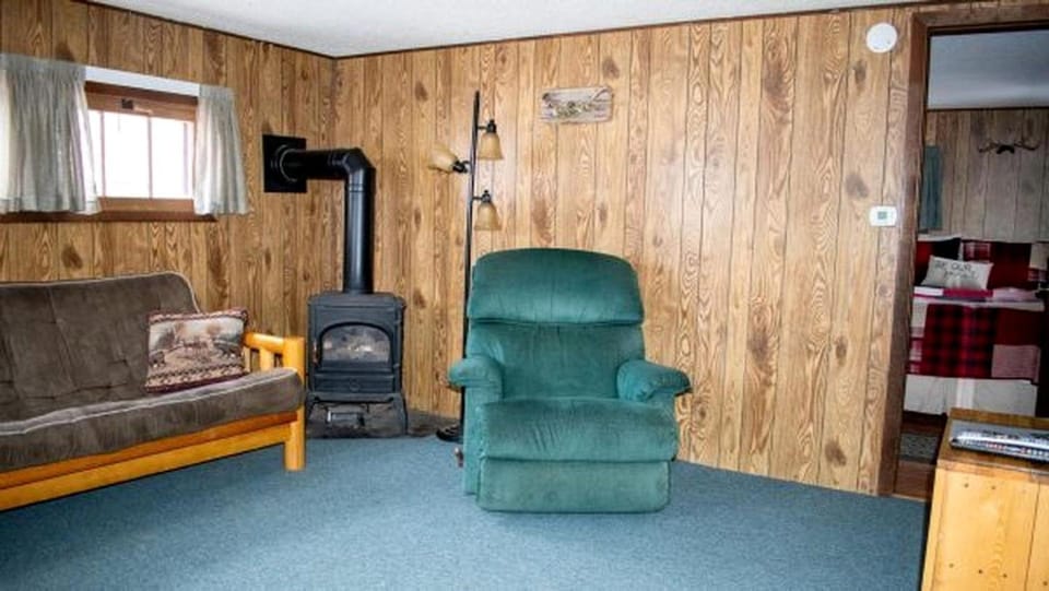 Cozy Glamping Cabin in Red Feather Lakes, Perfect for an Escape to the Rocky Mountains Cabin in Red Feather Lakes