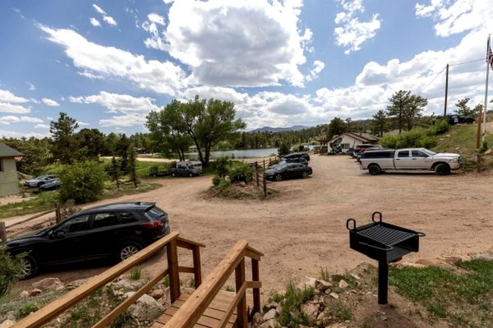 Cozy Glamping Cabin in Red Feather Lakes, Perfect for an Escape to the Rocky Mountains Cabin in Red Feather Lakes