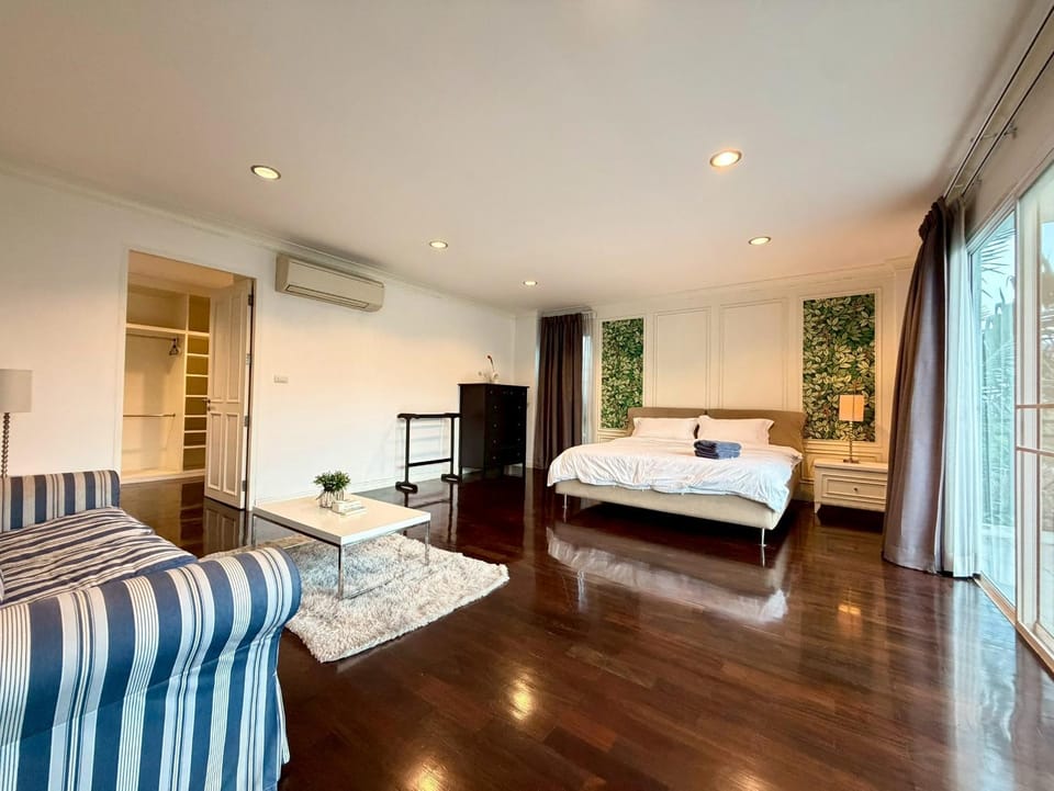 Pool Villa Ramkhamhaeng 9 Villa in Bangkok