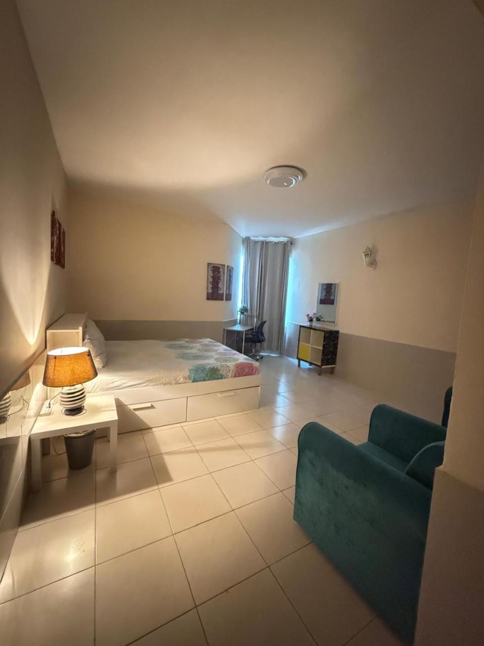 Spacious and Calm Bed and Breakfast in Ajman