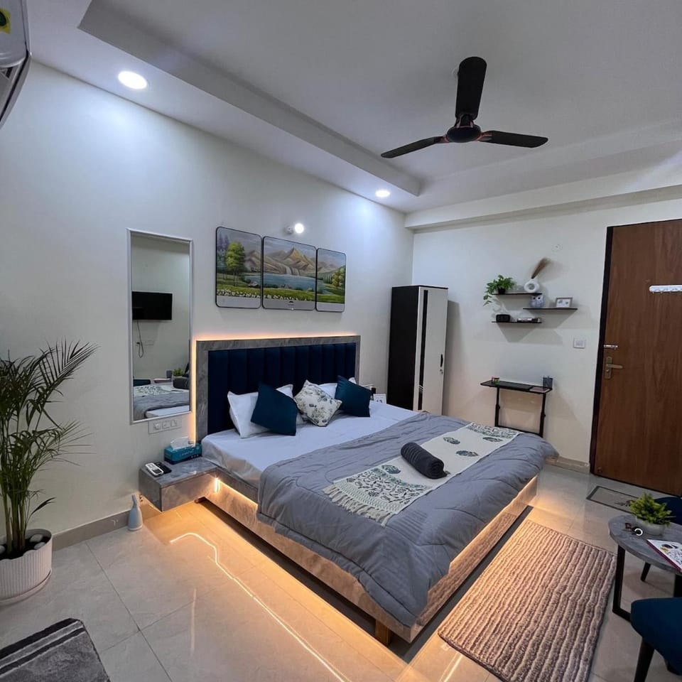 Amber studio, Airport, WTP, Netflix Apartment in Jaipur