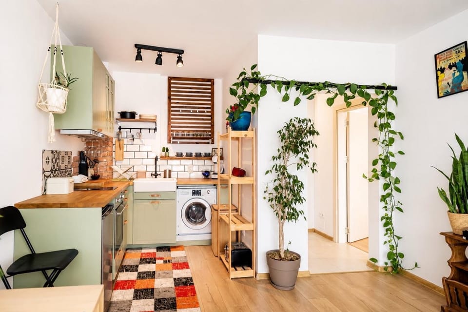 Kitchen or kitchenette, Living room