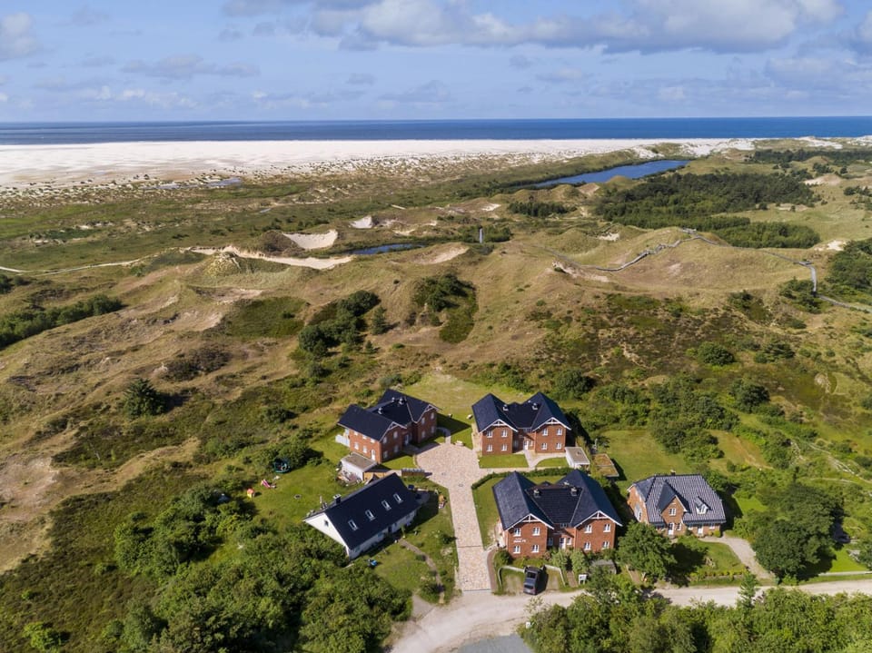 Property building, Bird's eye view