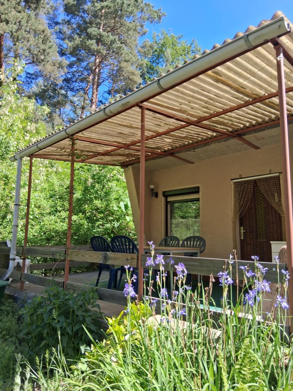 Bungalow im Künstlergarten Apartment in Saxony