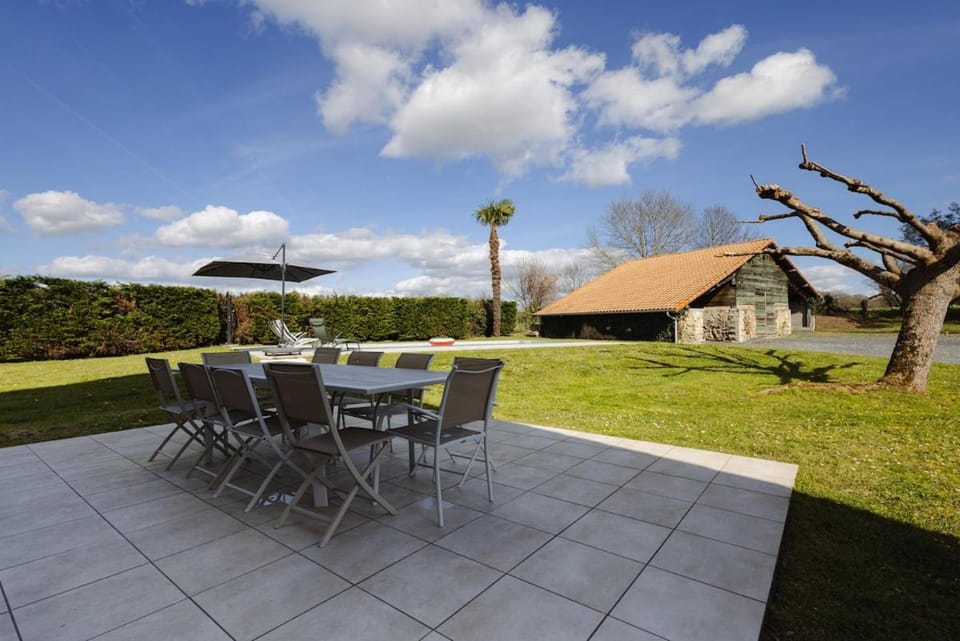 Patio, Garden, Balcony/Terrace