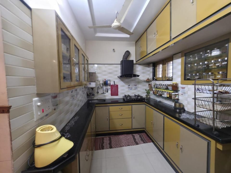 Cozy 1BHK Near Airport and Gajuwaka Vizag Apartment in Visakhapatnam