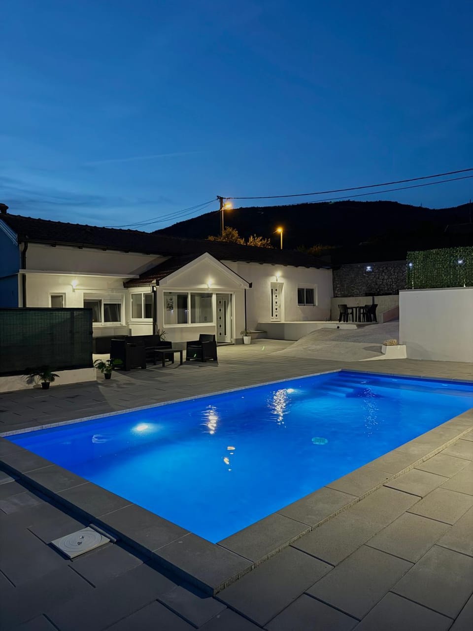 Property building, Swimming pool