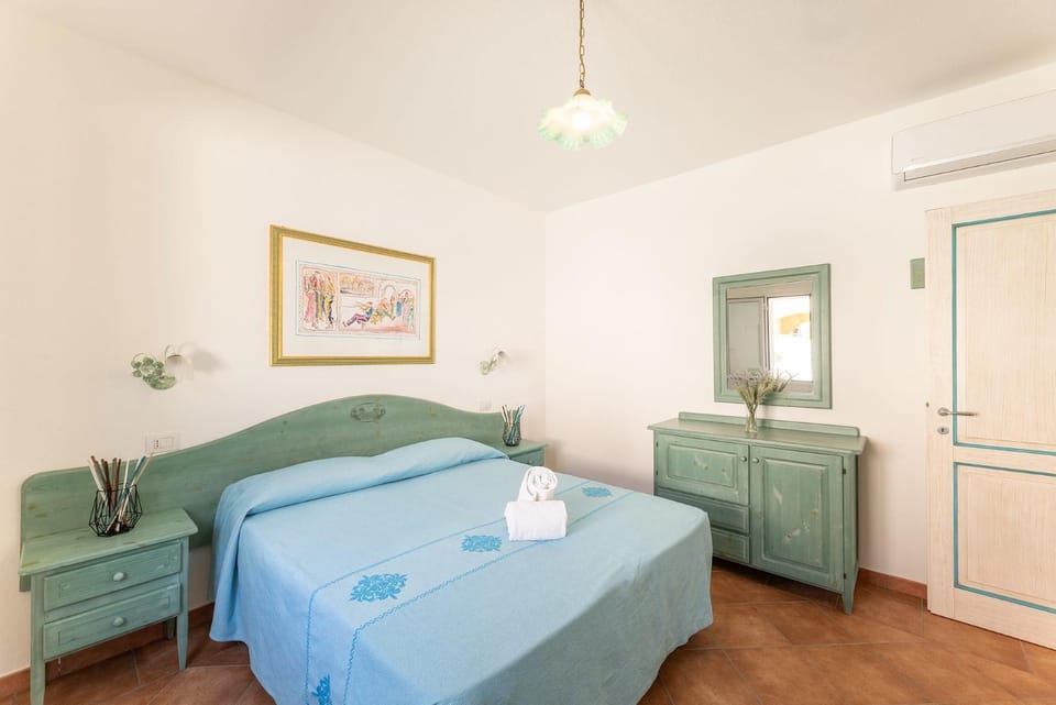 Relax at Res del Maria Rosaria-2Bed Apt T5 sleeps5 Apartment in Orosei
