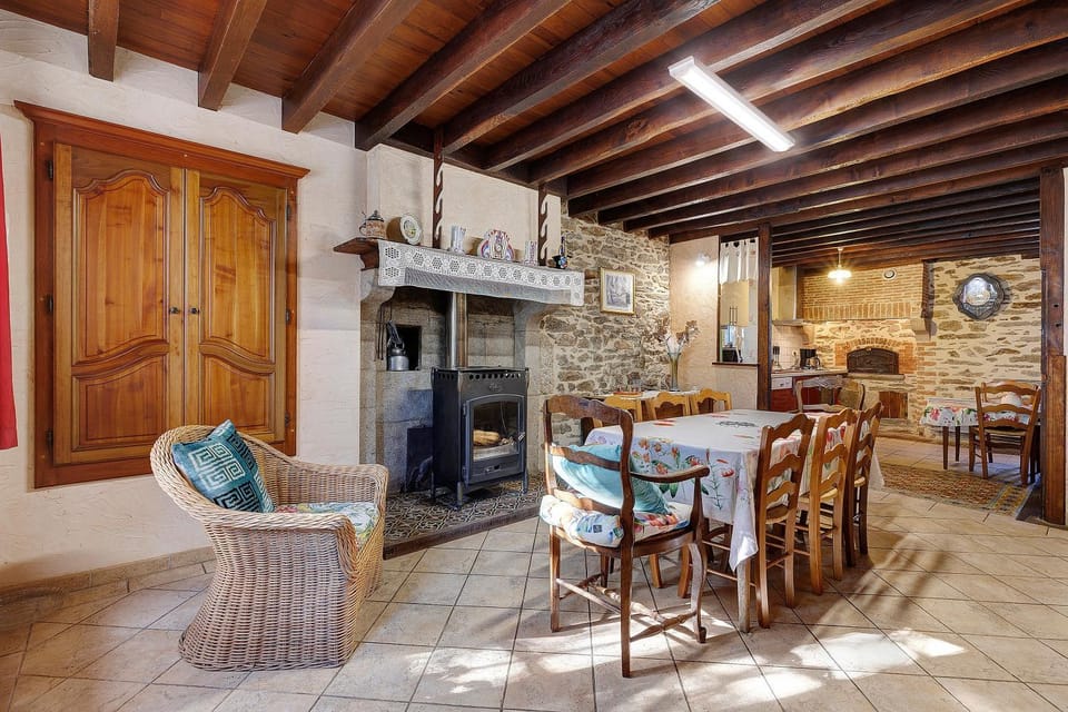 La Charmille House in Nouvelle-Aquitaine