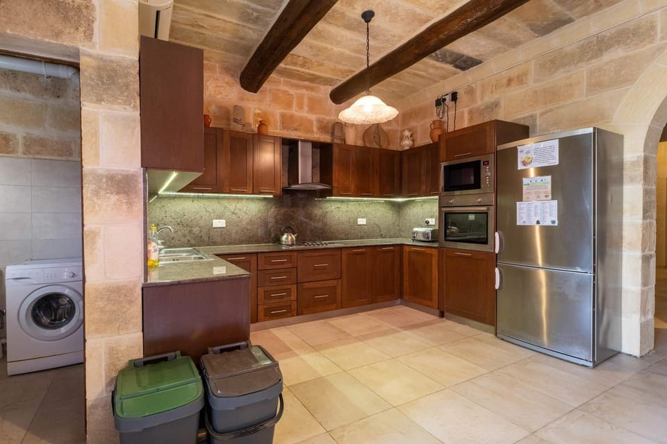 Tan Nanna 5 BDR Farmhouse by PMI Malta House in Malta