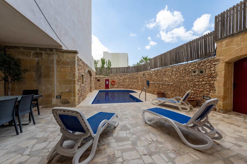 Tan Nanna 5 BDR Farmhouse by PMI Malta House in Malta