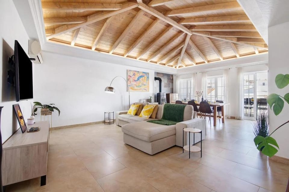 Flor de Sol House - Sunny Balcony House in Tavira Apartment in Tavira