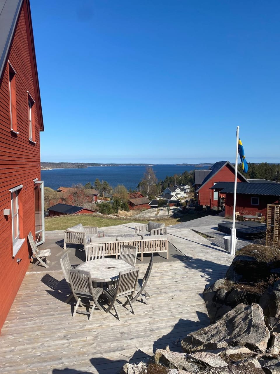 Large, Stunning Sea View, Jacuzzi, Kayaks & Boat Villa in Stockholm County