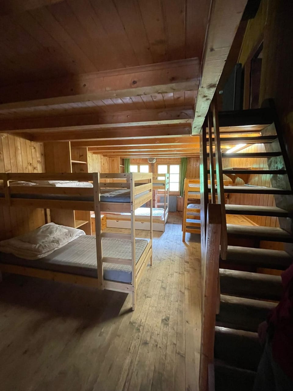 Auberge du Lac Bleu - La Gouille Hotel in Canton of Valais