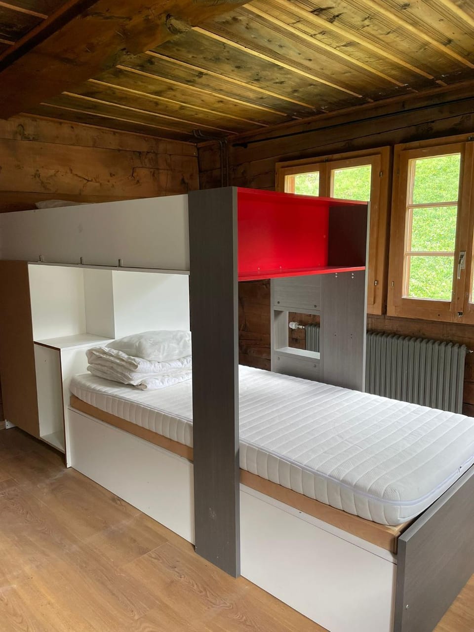 Auberge du Lac Bleu - La Gouille Hotel in Canton of Valais