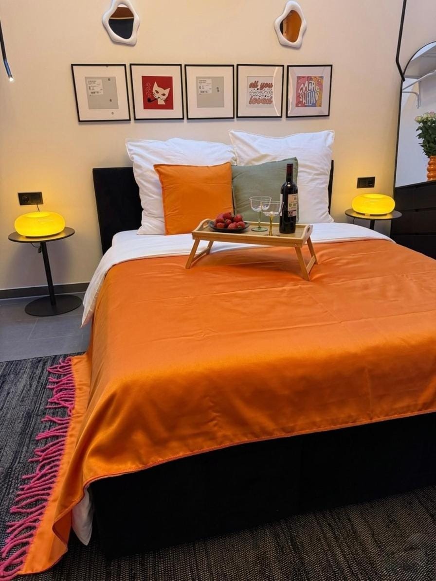 Düsseldorf Hauptbahnhof DomusKushal Apartment in Neuss