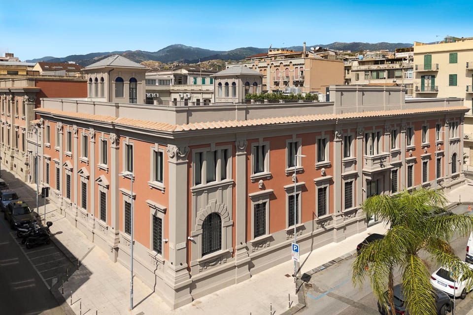 Property building, Day, Neighbourhood, Natural landscape, Bird's eye view, City view, Street view